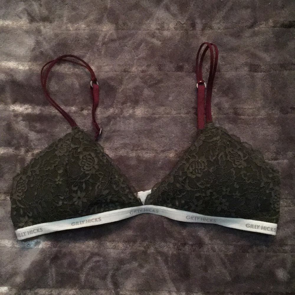 Hollister // bra